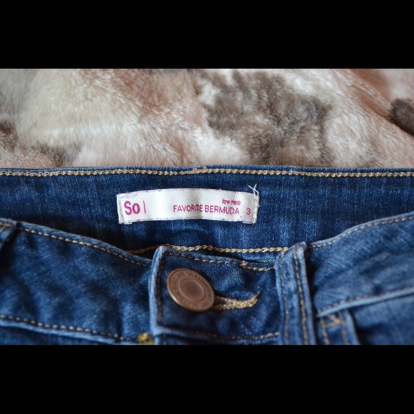 Low Rise Bermuda Shorts - Picture 2 of 3